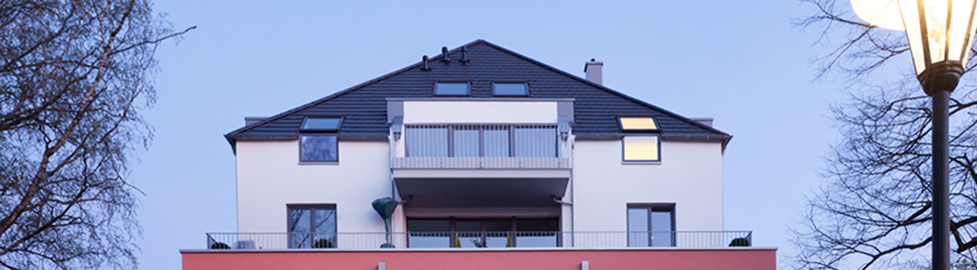 Bild rotes Haus, Refernzobjekt  Winands Invest, Rodenkirchen Köln 